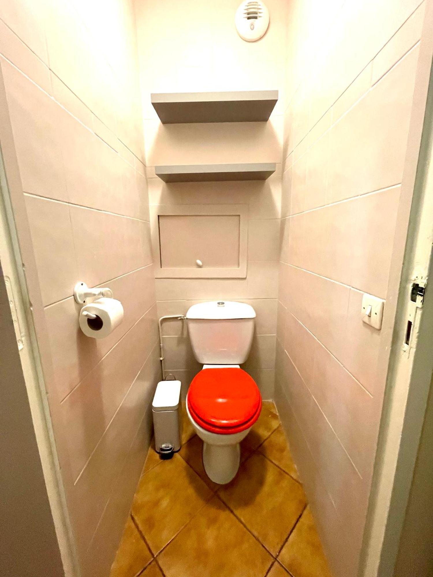 Chambre Privee En Colocation Dans Un Appartement Vaulx En Velin Centre 外观 照片